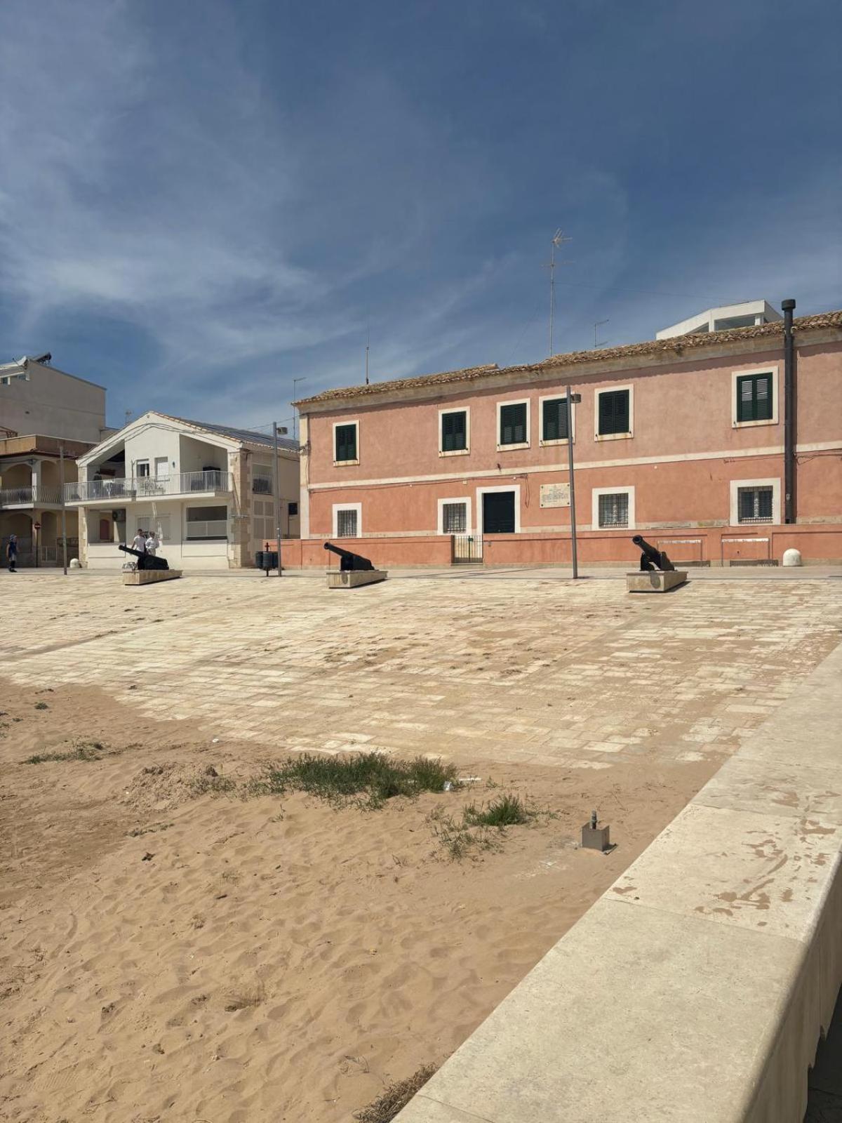 Acquamarina House Marina Di Ragusa Esterno foto