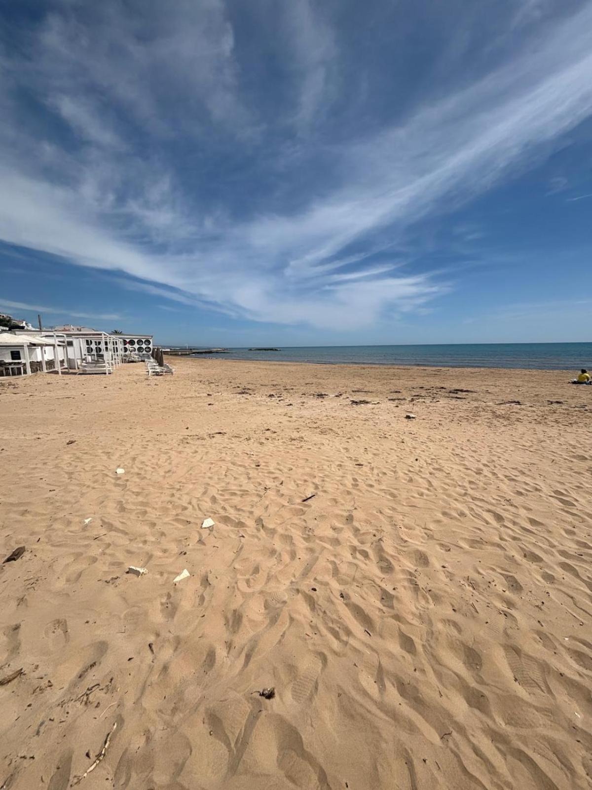 Acquamarina House Marina Di Ragusa Esterno foto