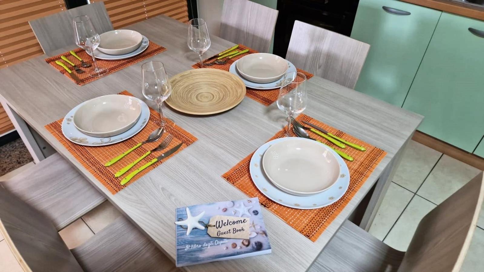 Acquamarina House Marina Di Ragusa Esterno foto